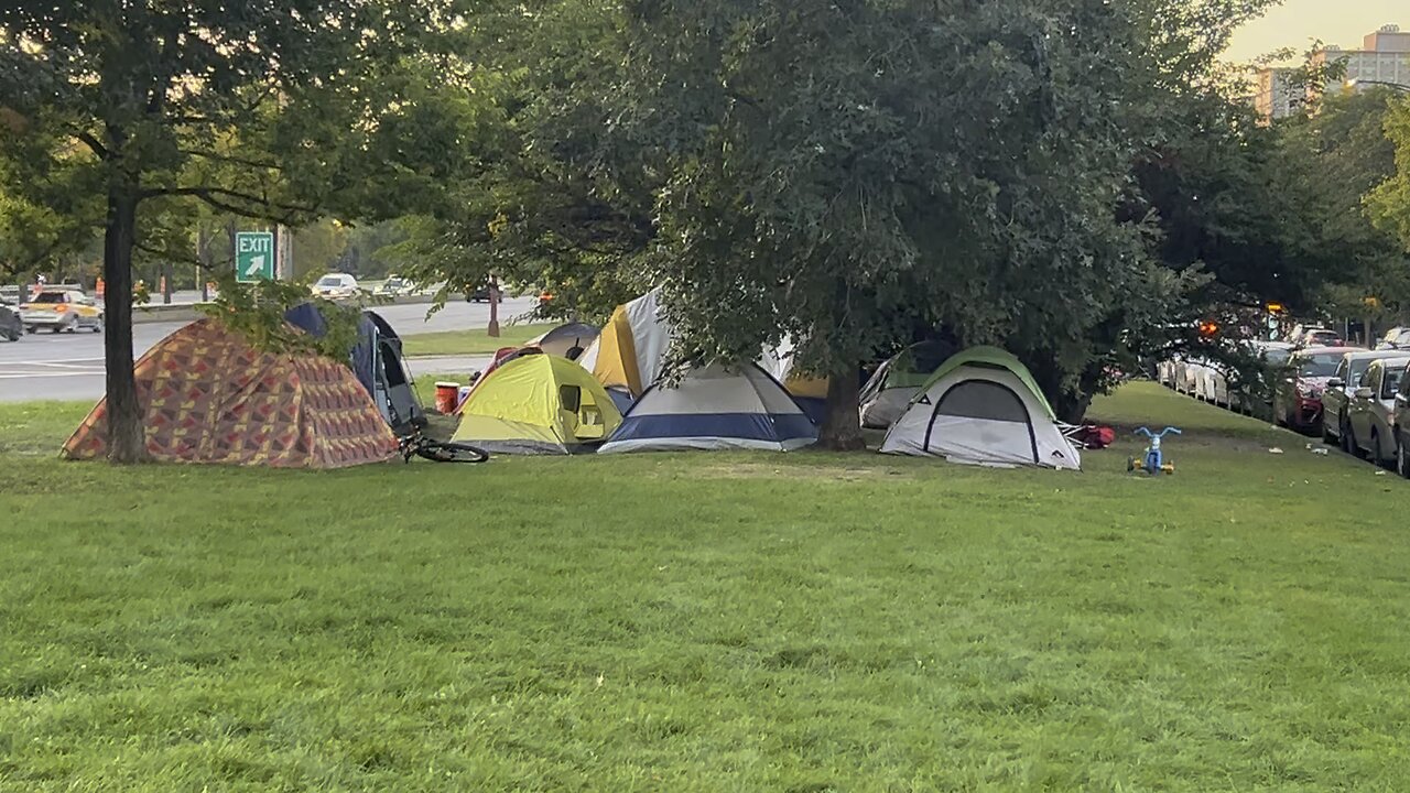 Chicago Migrant Tent City