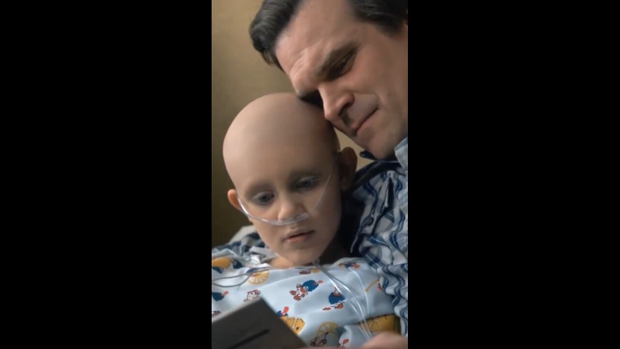 Eleven's Bracelet Unwound in Season 5 - New Stranger Things 5 Photo
