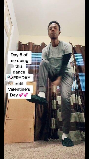 Day 8 of me doing this TikTok dance EVERYDAY until Valentine’s Day 💕💕