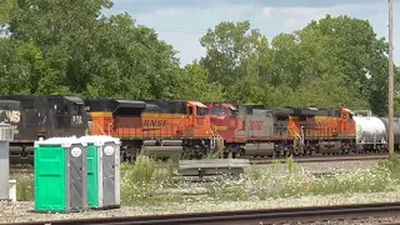 Norfolk Southern 13N Manifest Mixed Freight Train with BNSF Power from Berea, Ohio August 12, 2023