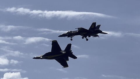 CNE Toronto Air Show 7. Loud noises alert