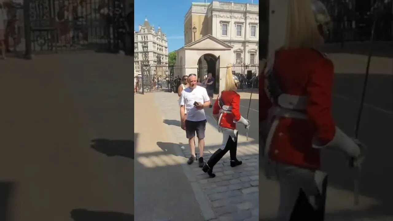 disrespectful tourist won't move for queen's guard show no respect #horseguardsparade