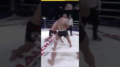 FRANCE VS RED DEVIL - 19 YEAR OLD HEAVYWEIGHT KO’S BEAST (35LBS DIFFERENCE)