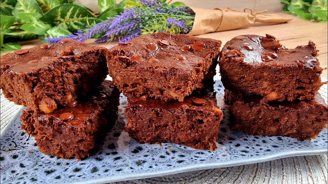 Gluten free, sugar free! Healthy brownies with 5 ingredients in 5 minutes!