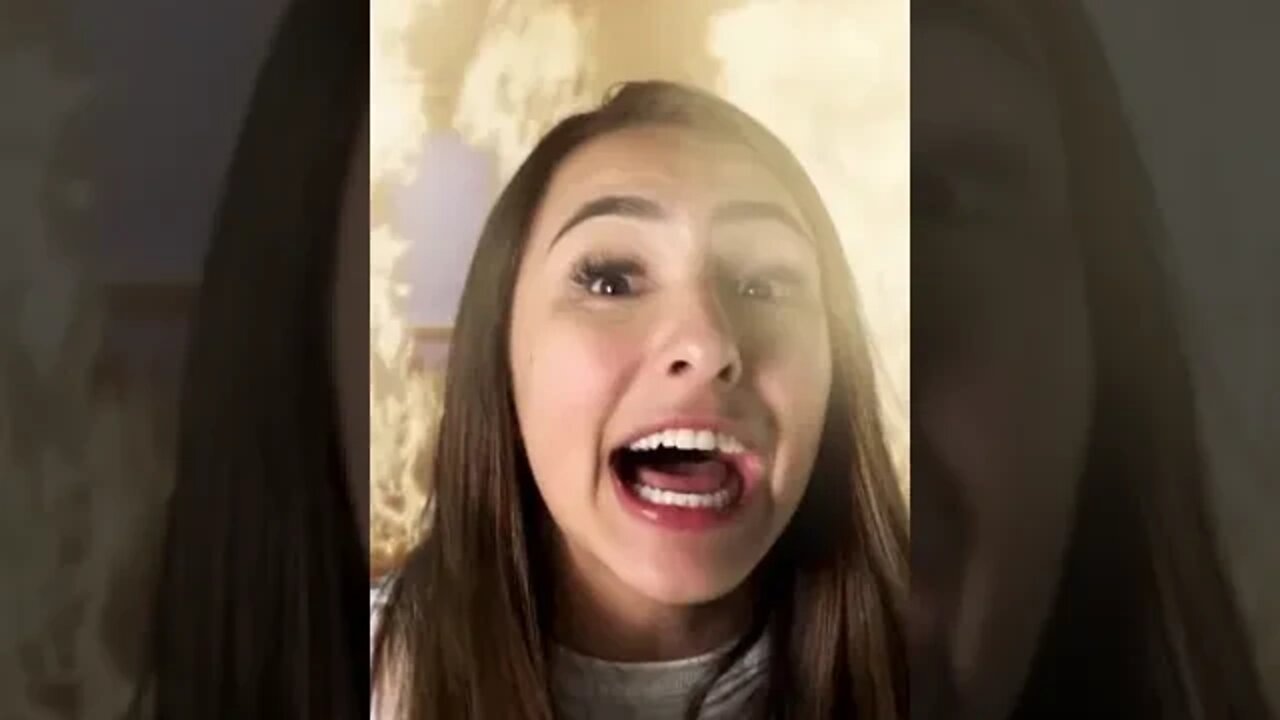 Paródia de good 4 u (BIBI ft Dudakropf)