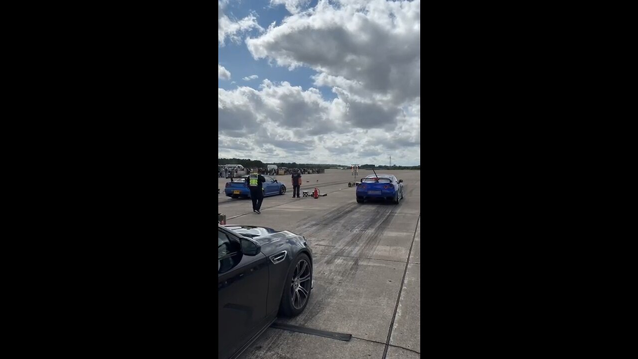 900bhp R34 vs 650bhp R35