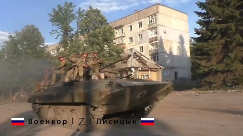 Russian Paratroopers Are Going To Storm Kamyshevakha