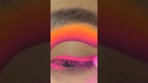 #shorts #makeup #makeupbeauty #makeuptutorial #eyeliner #eyemakeup #makeupgirl #viral #viralvideo