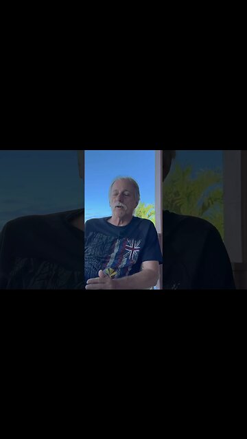 How can you tell the FBI agent at a drug by? #Police #HonoluluPD