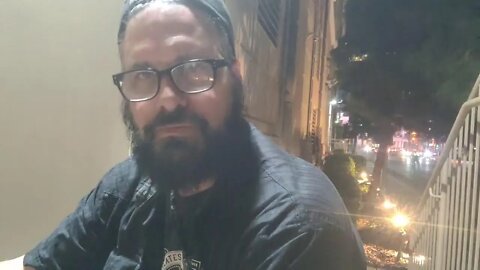 Live, t mobile sux..conspircay on the data #yiUGKTmobile. Faggotzzzzzzzz