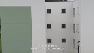 Caratinga: entrega de unidades habitacionais com presença de ministro