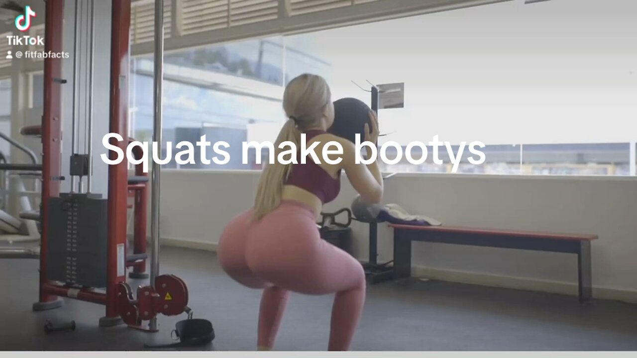 Fitness girls squatting