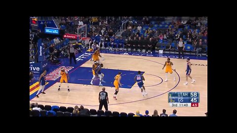Wiggins with the Crazy LEFT Dunk on Jazz!