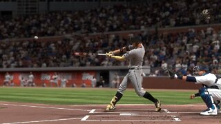 MLB The Show 22 2-run HR (2)