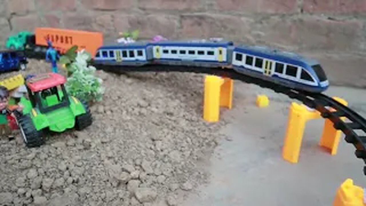 Train Remote Control Express Super Fast Passenger Train For Kids