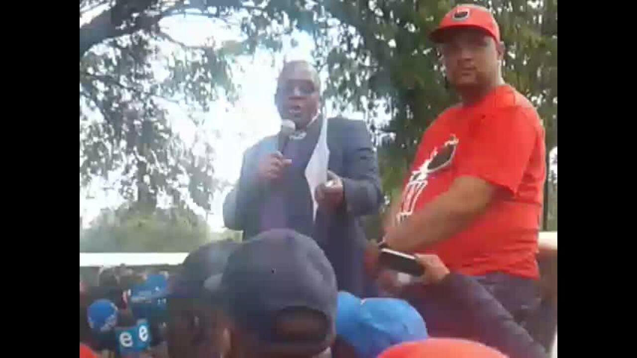 Government moves slowly to fight corruption - Cosatu (iRj)