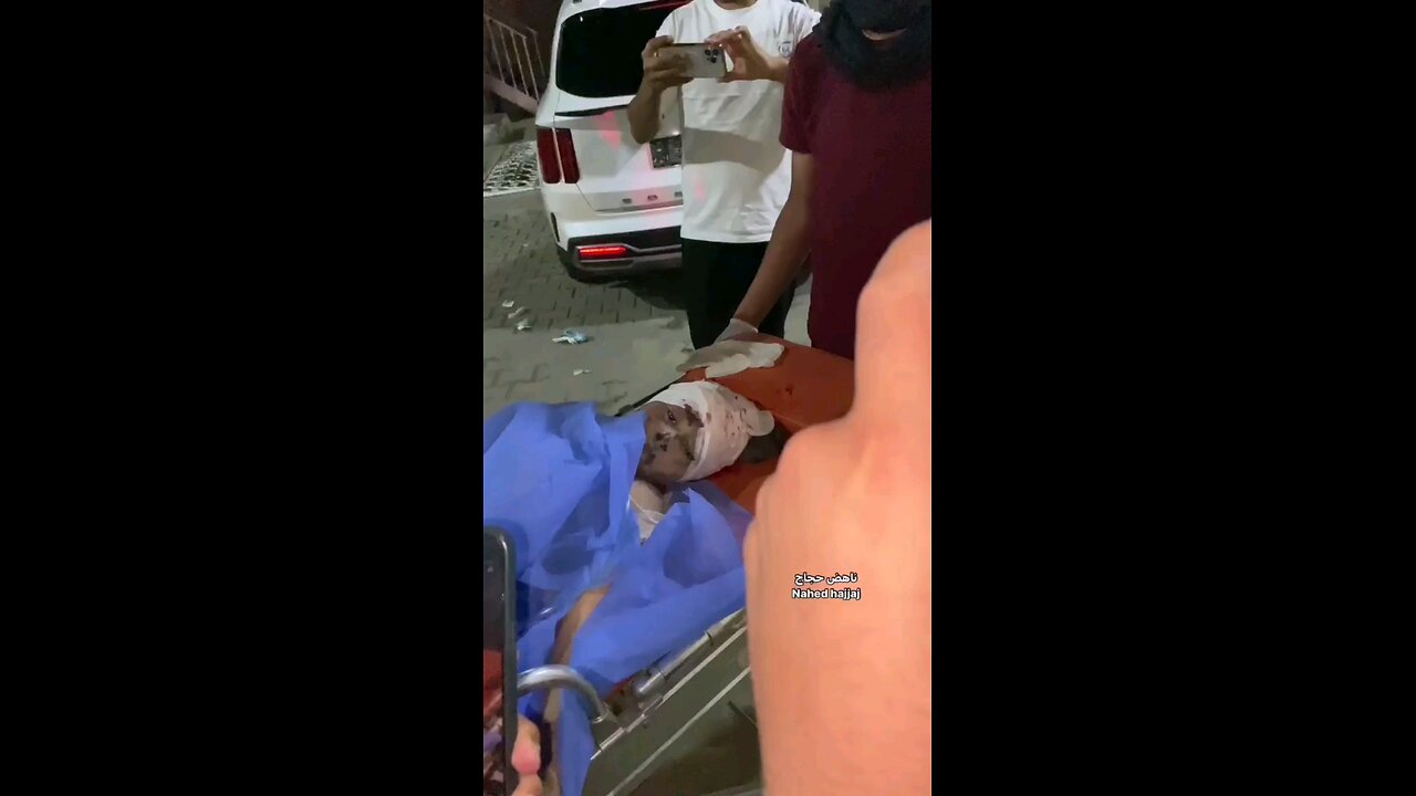 شهيدة طفلة جراء قصف الاحتلال منزلاً لعائلة براش في محيط النادي بمخيم البريج وسط قطاع غزة