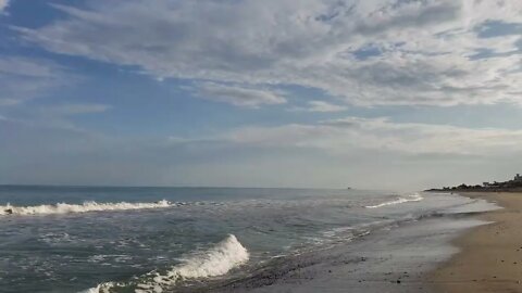 Entre el Muelle y la Playa de Zorritos - Tumbes