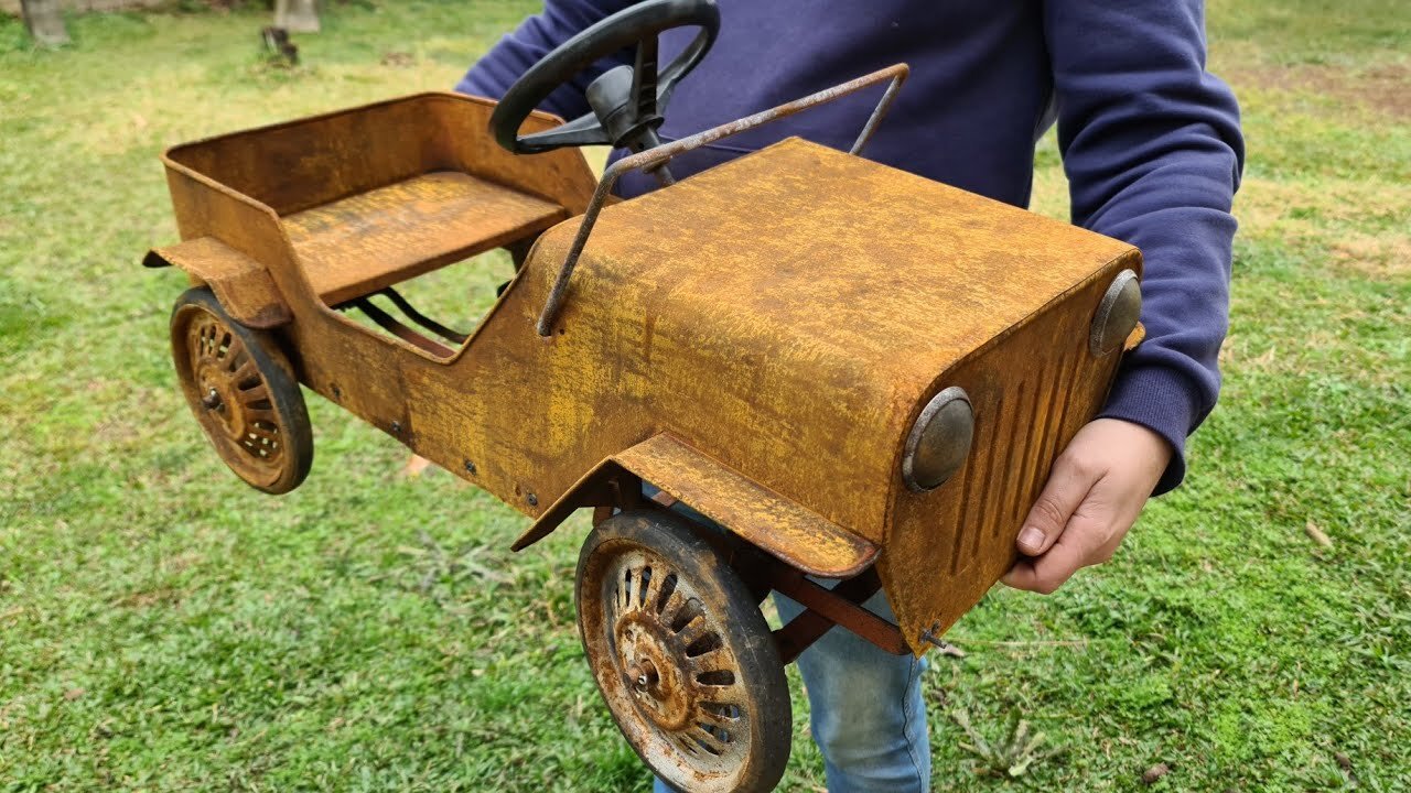 1970 Jeep Pedal Car - Restoration Abandoned Old Rusty Car