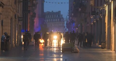 Francia moviliza más de 40 mil gendarmes mientras sepultan a Nahel en Nanterre