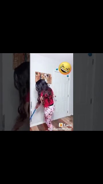 mulher limpa macara #shorts