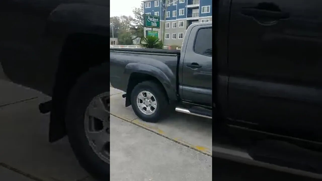 #gangstalking motel neighbors arrived when I did. Maybe they do stay here?