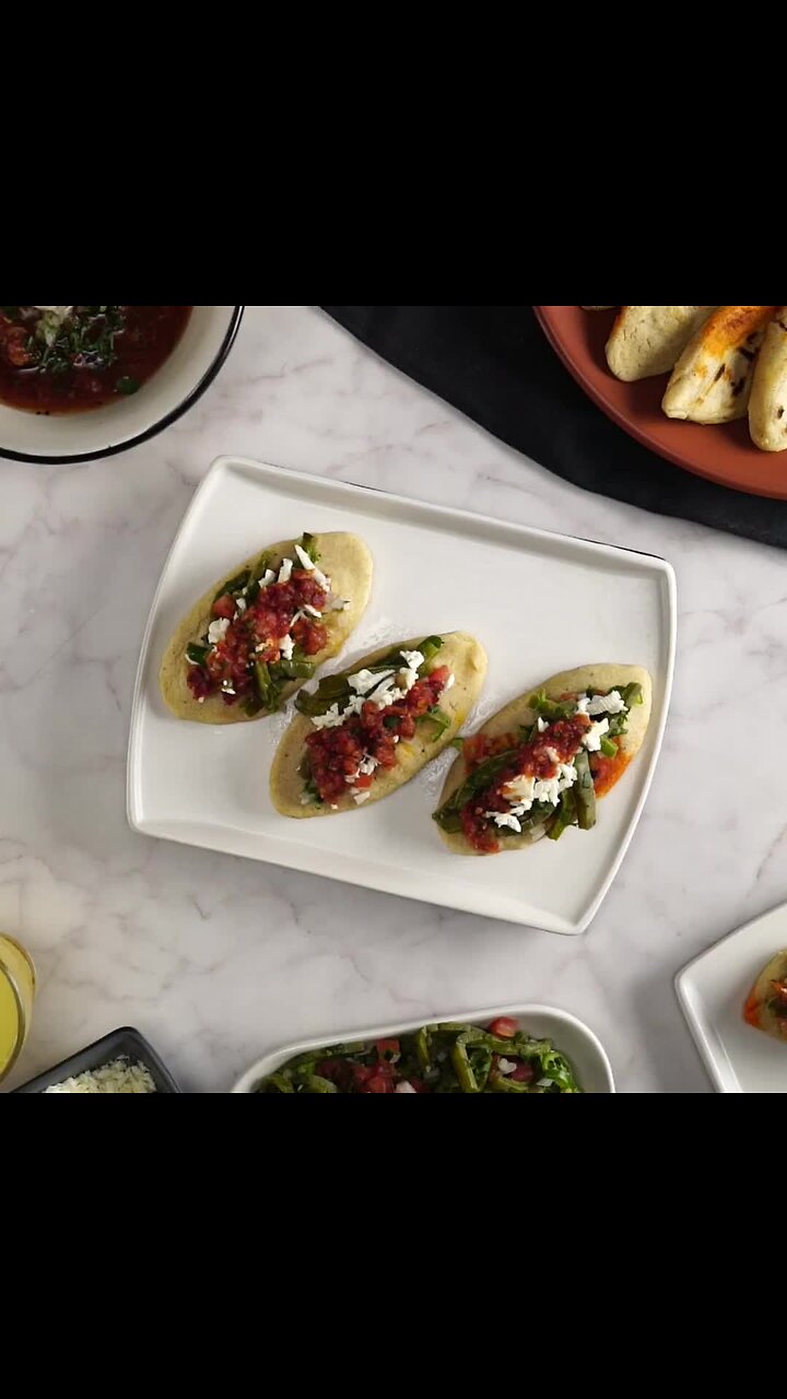 Chicharrón Prensado Tlacoyos