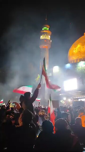 Passionate rally in support of IRGC's punitive attack in Tehran's Palestine Square