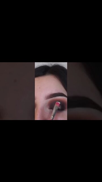 #shorts #makeup #makeupbeauty #makeuptutorial #eyeliner #eyemakeup #makeupgirl #viral #viralvideo