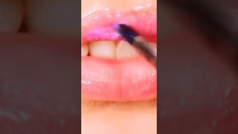 #makeup #makeuptutorial #beautytips #foryou #makeupbeauty #makeuphacks #foryoupage #lips