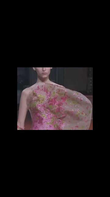 Elie Saab Haute Couture Spring/Summer 2022 Collection