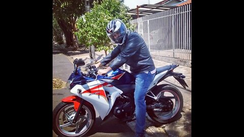 CBR250R - Não compre uma sem antes ver os vídeos do canal! Consumo, manutenção pontos positivos etc.