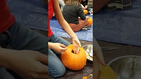 Pumpkin carving pt1