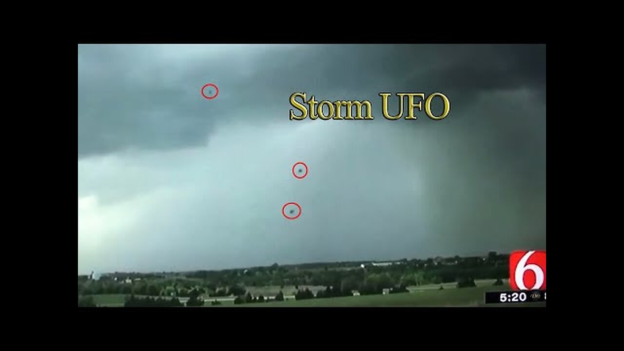 UFO flight in a Thunder Storm! Unique UFO Sighting.