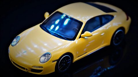 Porsche 911 Carrera GTS - Minichamps 1/43 - UNDER 2 MINUTES REVIEW