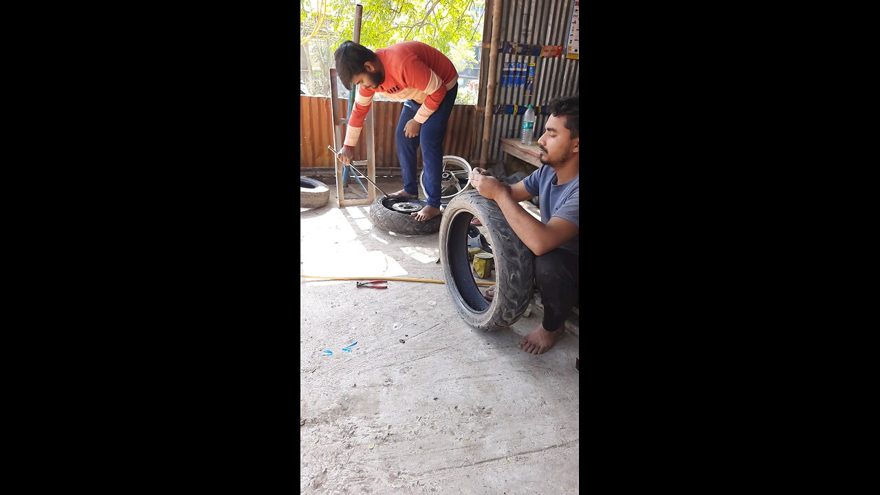 Motorcycle 🏍️🏍️ Garage