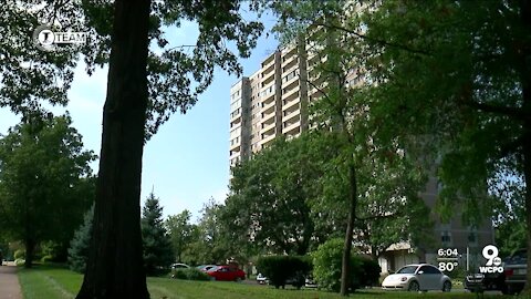 Hyde Park high-rise ordered to hire 'special inspector' for structural repairs