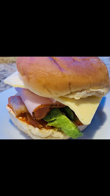 Kimchi Avocado Turkey Sandwich !