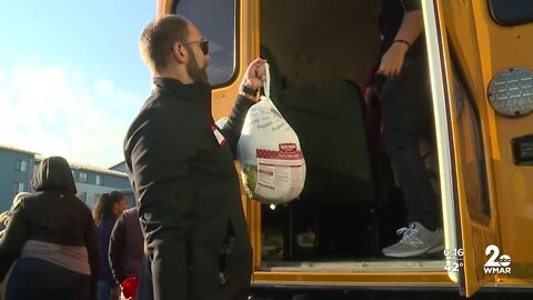 Ed Reed Foundation donates 10,000 Thanksgiving meals in Baltimore
