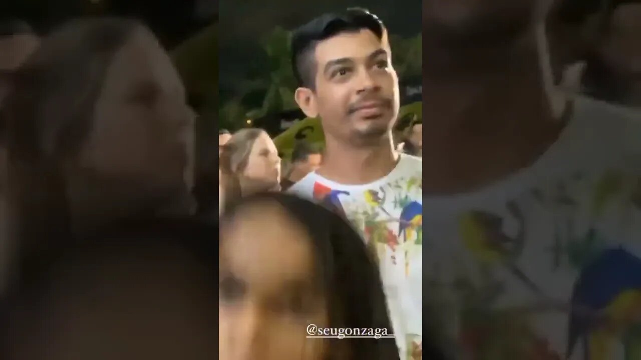 EU E O MEU NAMORADO , A SUA NAMORADA TAMBEM E ASSIM NO SHOW ? ( MEME ) ( VIRAL ) #shorts