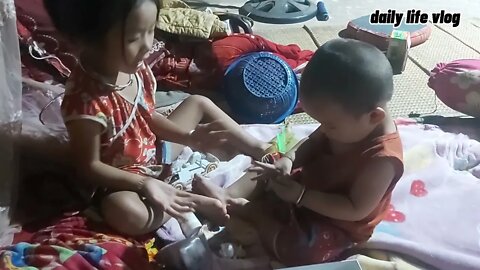 two sisters playing together | daily life vlog
