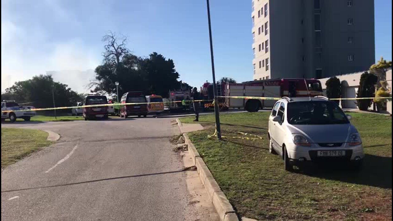 UPDATE 2 - One dead after light aircraft crashes in Port Elizabeth's Baakens Valley (zKb)