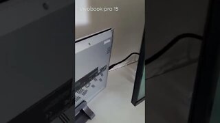Asus Vivobook Pro 15 e saída Thunderbolt 4