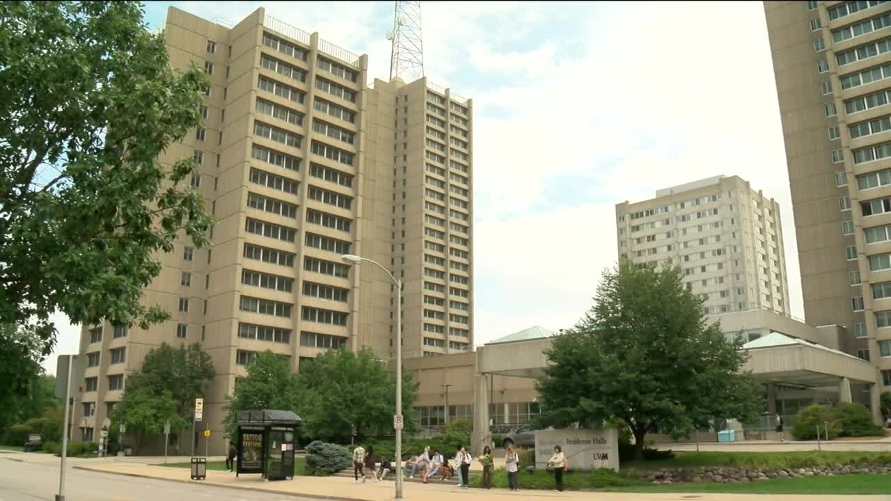 UWM asking employees to volunteer at understaffed all-you-can-eat dining halls