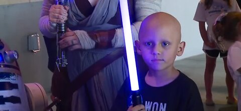 8-year-old Las Vegas boy who beat cancer had Star Wars Land wish granted