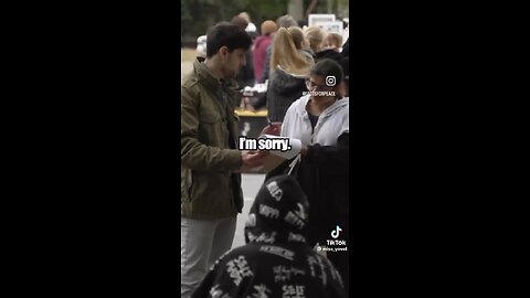 People blindly sign a petition to support Hamas