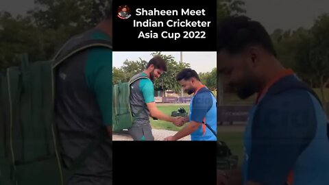 India Team Meet Shaheen Afridi - Virat Kohli - Asia Cup 2022 - Shaheen Afridi Meet Indian players