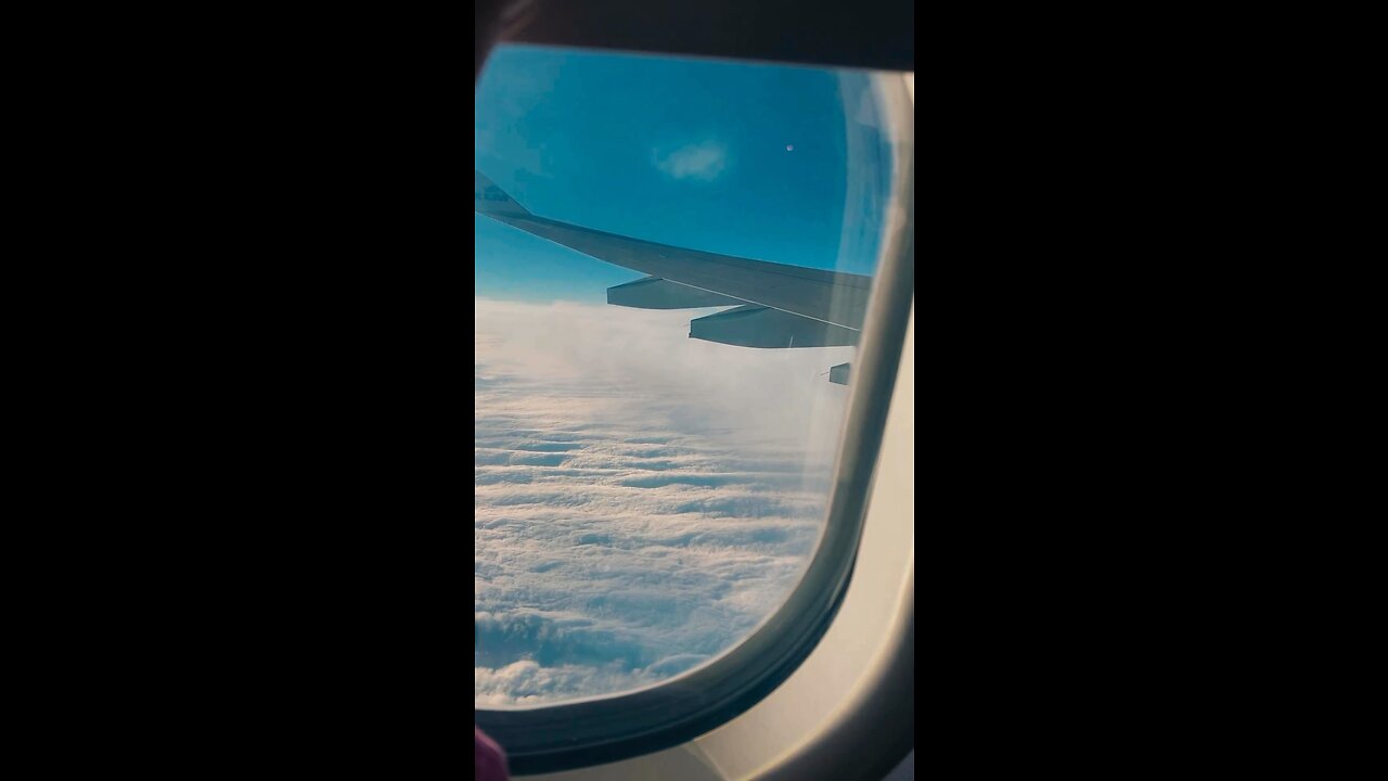 Taking a peek at this week’s #win. ☺️✈️