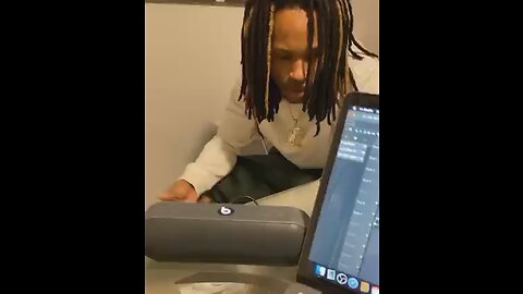 Chopsquadj Dj cooking up with King Von