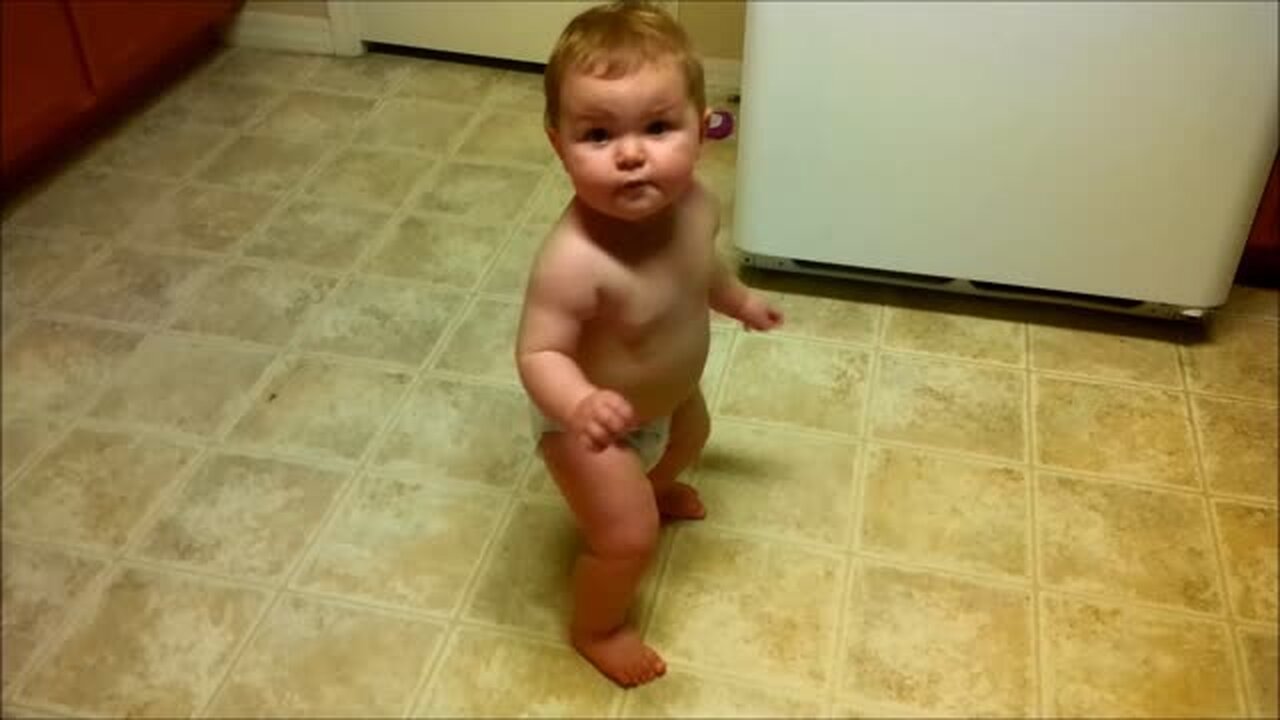 Little Toddler Has Got The Moves, And She Isn't Afraid To Show Them ViralBabies